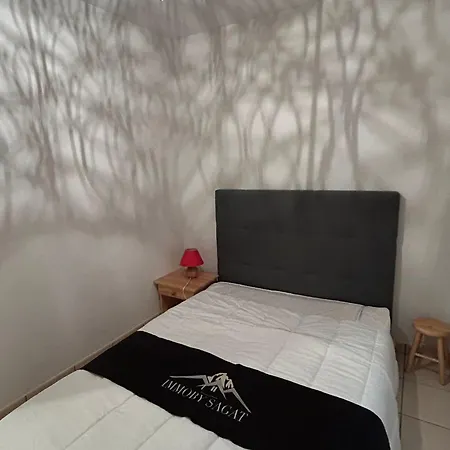 6 Pers Avec Parking Privé, Près Du Et - Fr-1-814-71 * Super-Besse