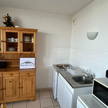 6 Pers Avec Parking Privé, Près Du Et - Fr-1-814-71 * Super-Besse