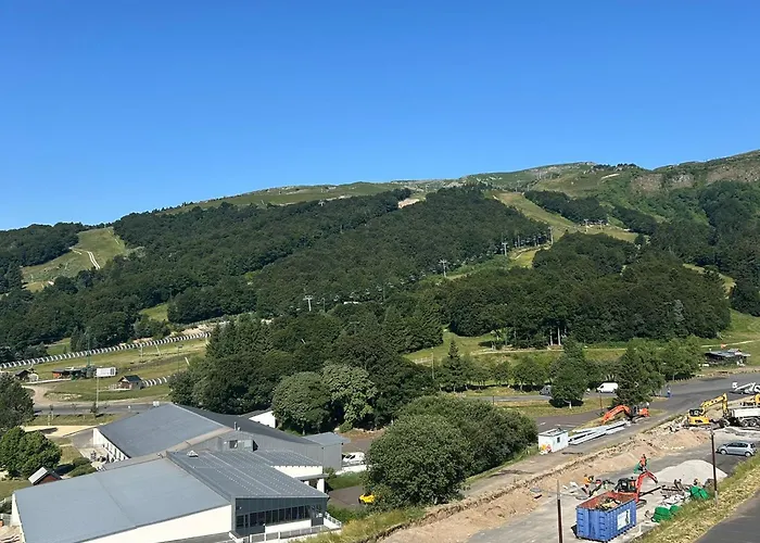 Appartement 6 Pers Avec Parking Privé, Près Du Et - Fr-1-814-71 Super-Besse